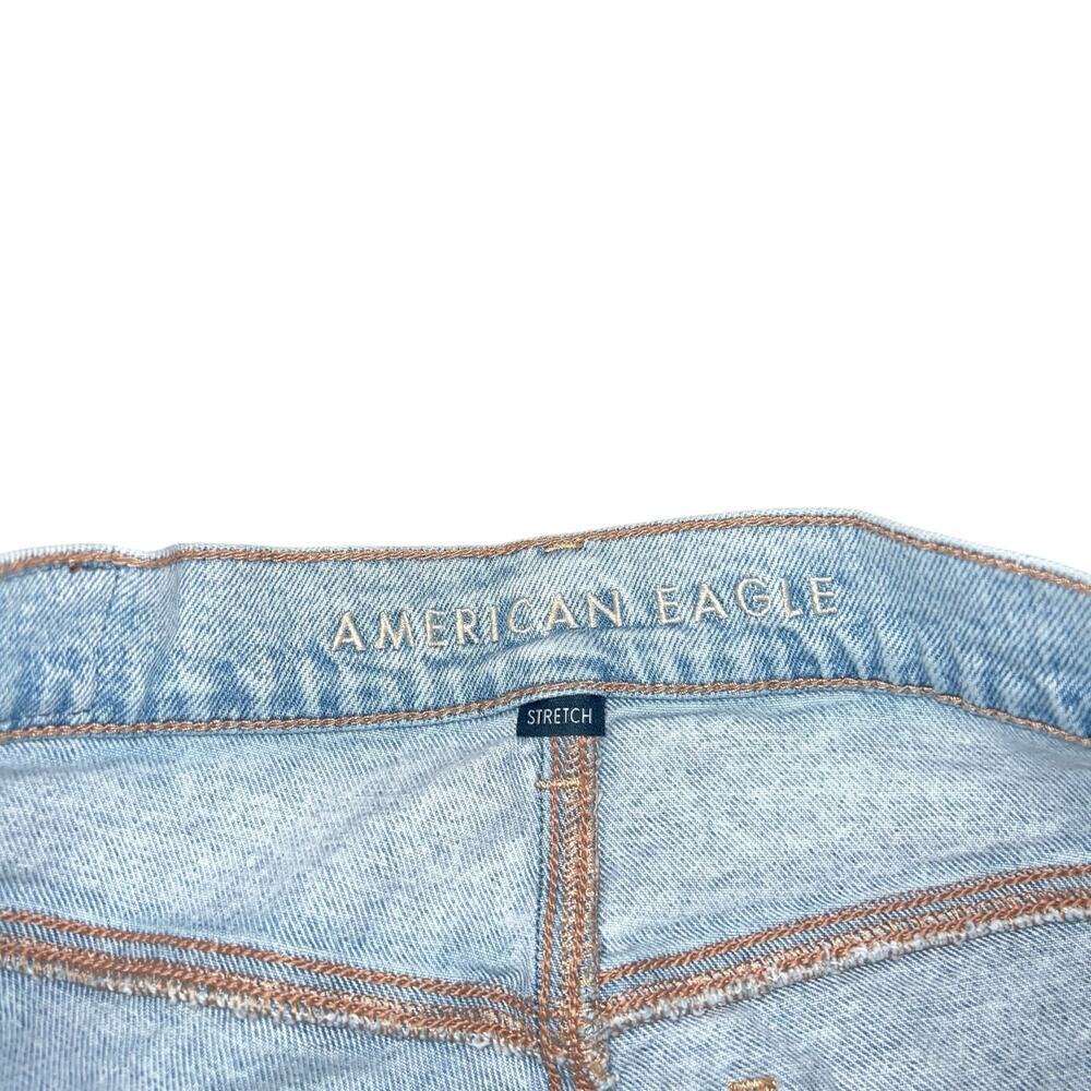 AMERICAN EAGLE Super High-Rise Ankle Straight Light Wash Jeans Size 4 - Picture 6 of 11